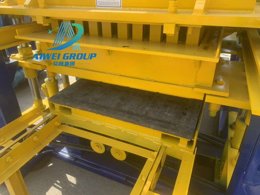 QT4-15 Full Automatic Hydraulic hollow brick making machine CHB block machine in Philippines