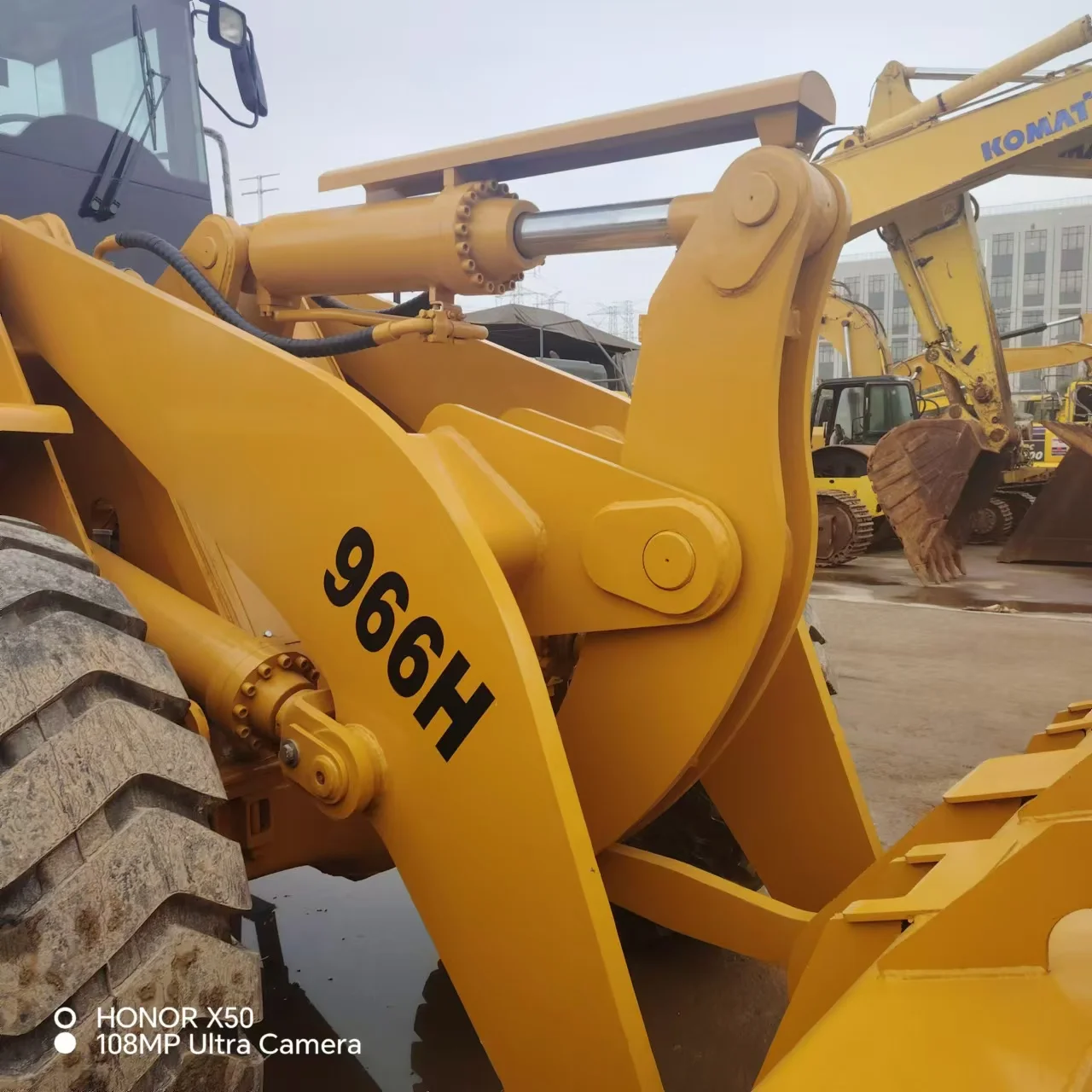 Caterpillar 966 ч адаптироваться к различным условиям работы экскаватор-погрузчик землеройное оборудование хорошее состояние подержанный погрузчик