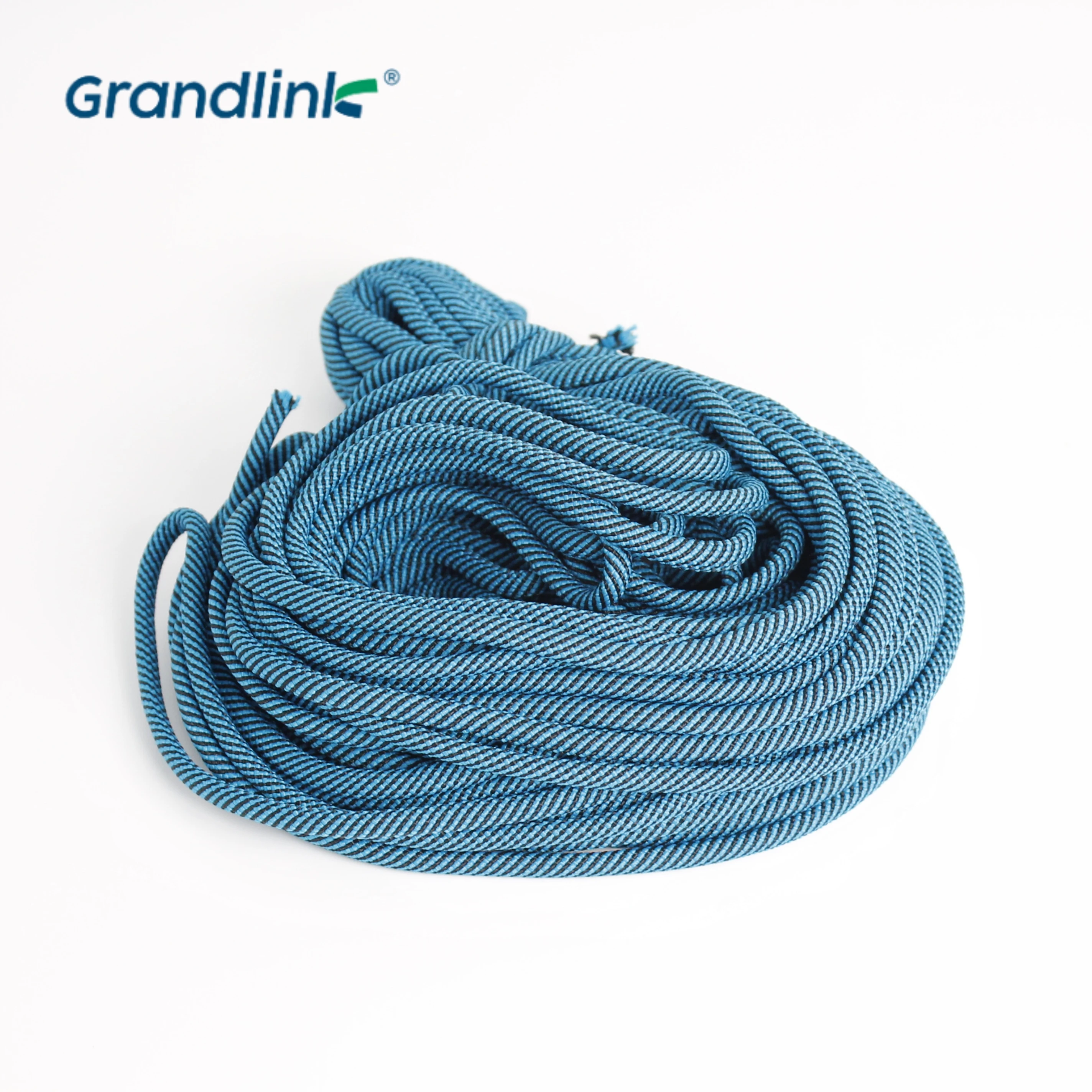 Sustainable Customized Multi-Strand Polyester Rope 3mm 4mm 5mm 3 Strands Twisted Cotton Marcrame Cord Rope For Safety