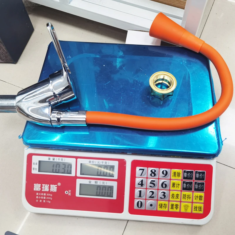 China supplier kitchen faucets single handle hot and cold water mixer taps for kitchen sink faucets