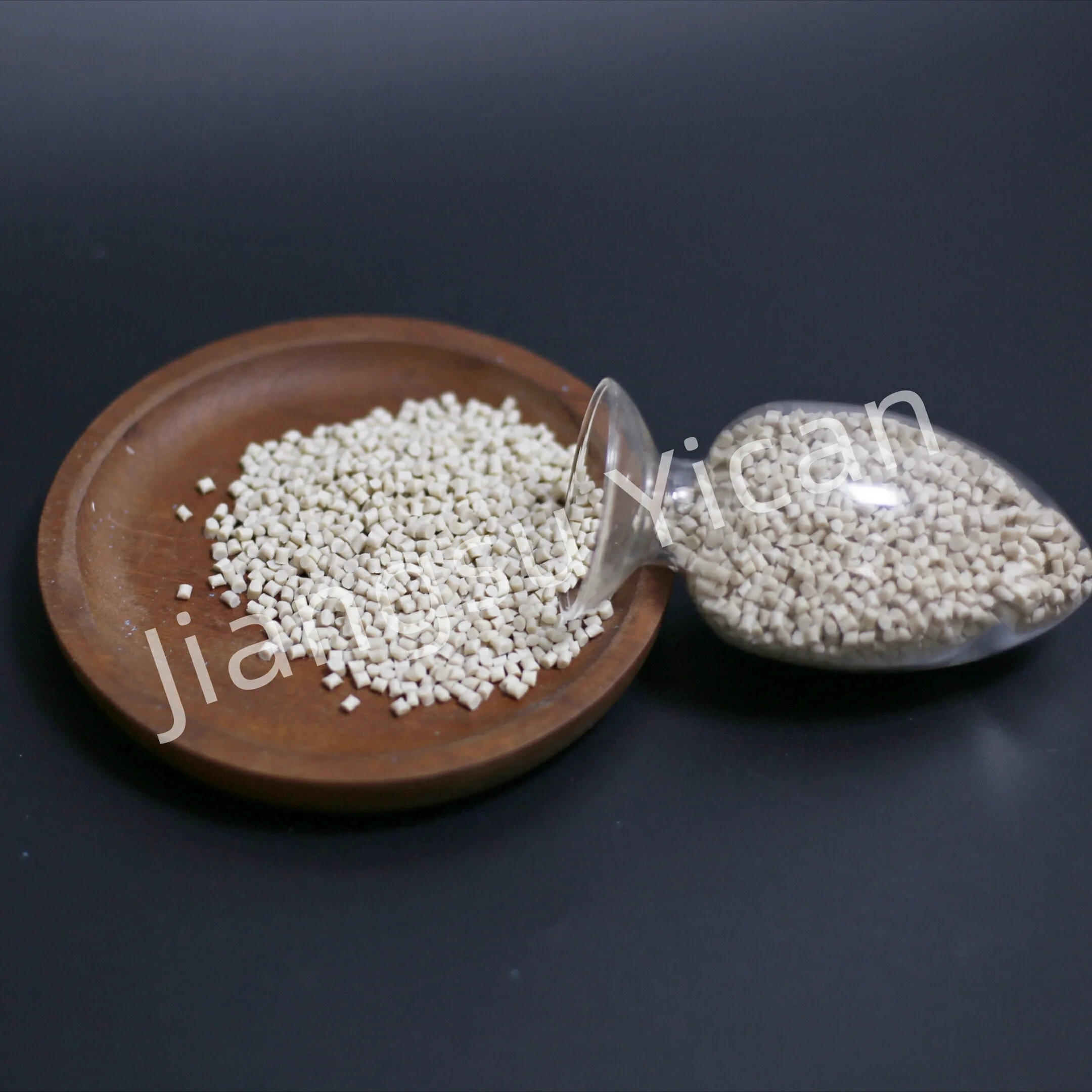 Chinese manufacturer Raw Material Polyetheretherketone Plastic Polymer Peek 551LG Resin