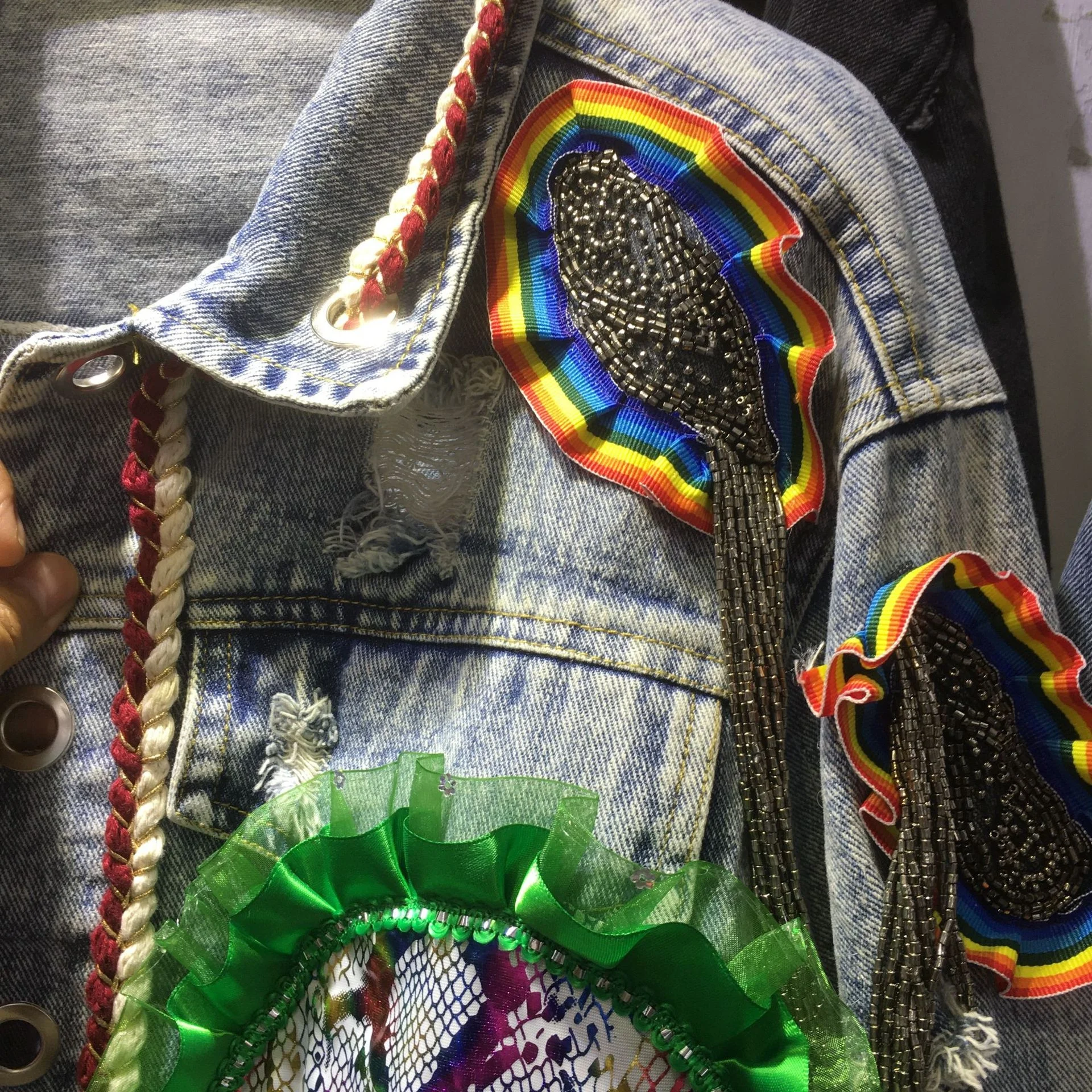 OUDINA European Design Hole Inlaid Diamond Patch Lace Contrast Color Casual Loose Jacket Women Denim Jackets