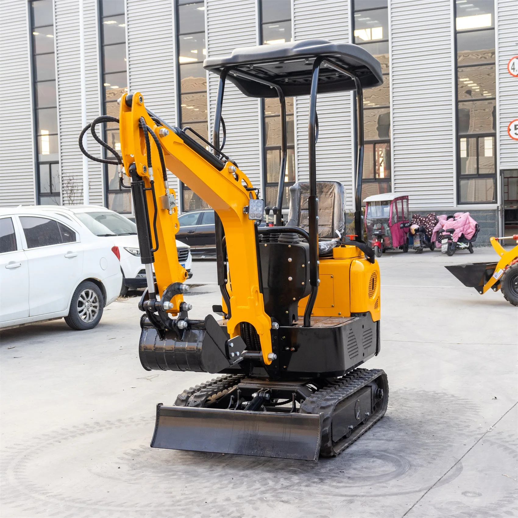 Earth Moving Machinery 1ton 0.8ton Micro Mini Used Excavators With Free Bucket China Mini Excavator New For Sale