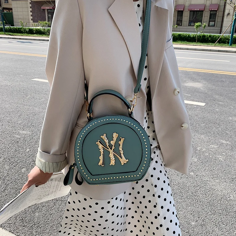 
2021 Fashional Latest Hand Bags Purse Women New York Handbag Ladies Hand Bags Rivet Pu Ny Purses Handbags Bag 