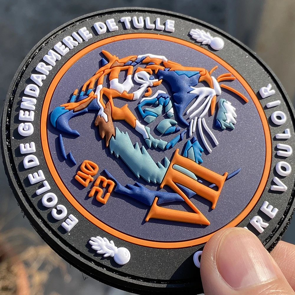 Custom Personalized Hook And Loop Round Professional Soft 3D PVC Rubber Labels Patch For Clothing and Hat