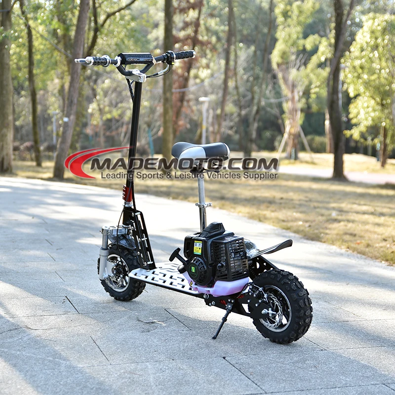 Enclosed Retro Scooter Gas Motor Moped 150CC And 250CC Gas Scooter