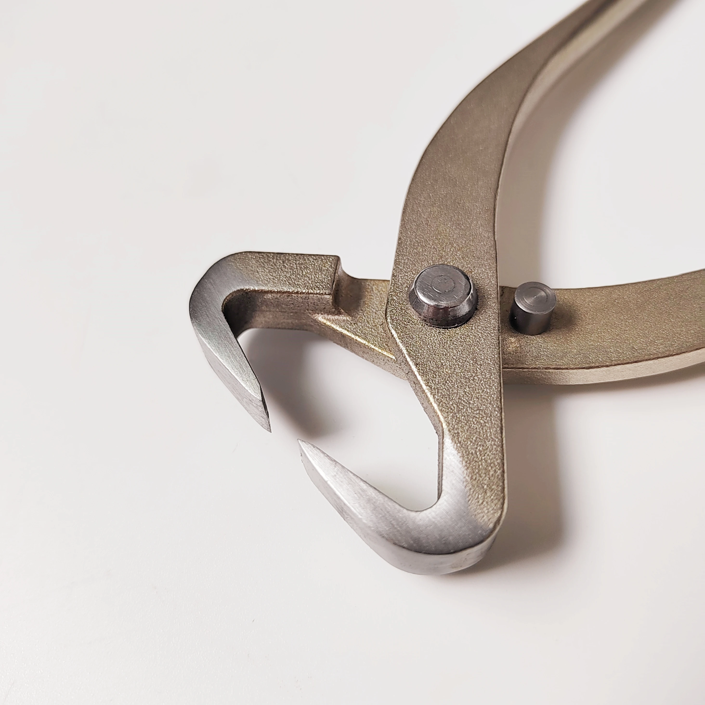 Premium Bonsai Tool Trunk Splitter Root Cutter Made of High Quality Alloy Steel with Great Cutting Performance