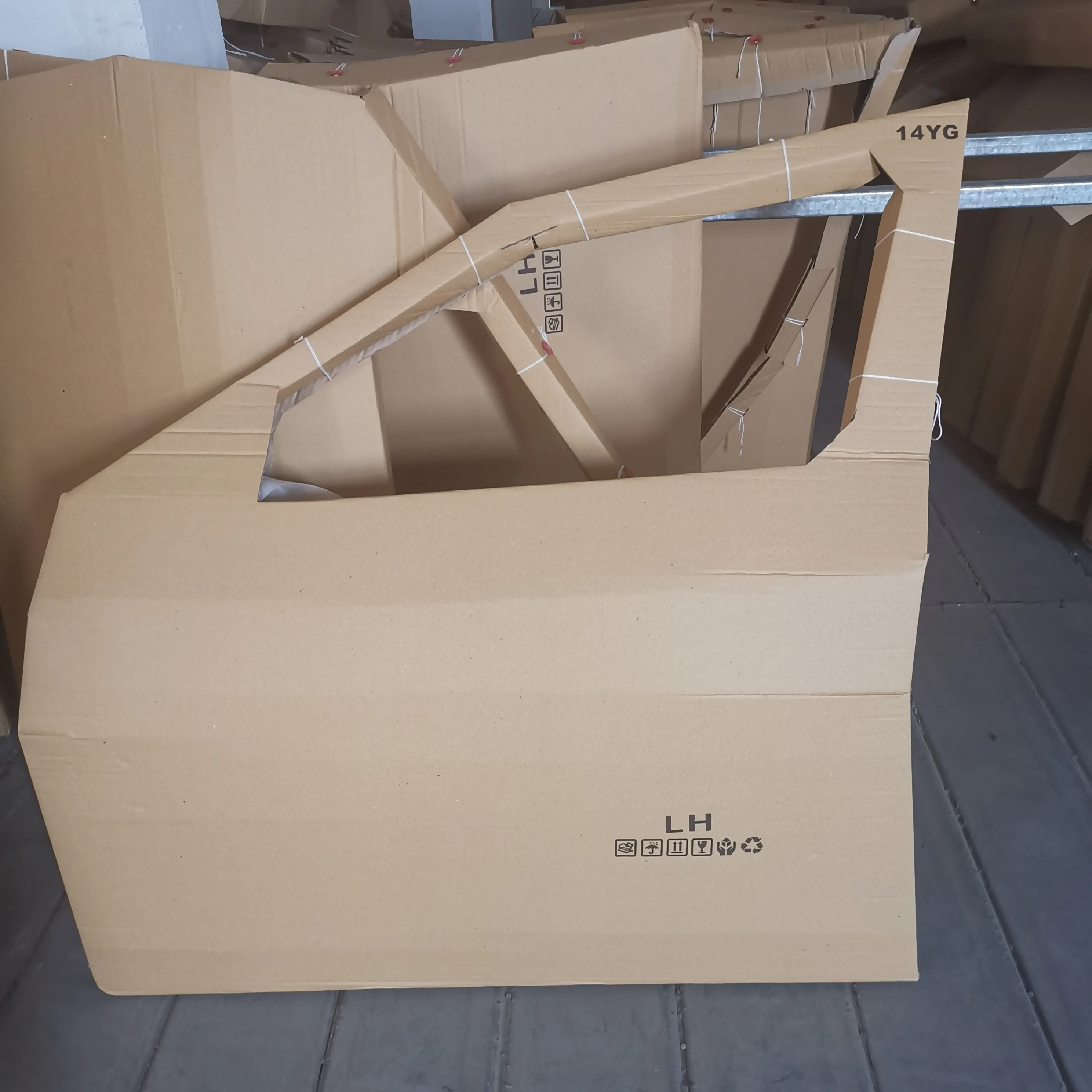 High quality auto body parts replacements front door for HONDA ACCORD 2014