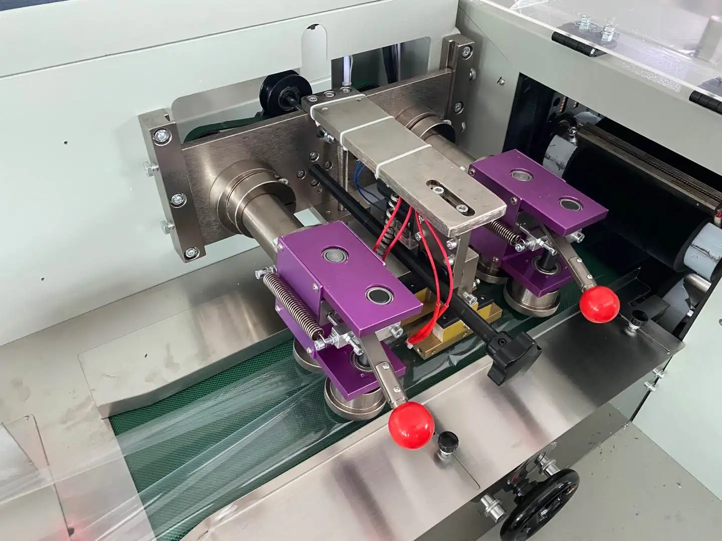 Автоматические респираторы и упаковочная машина для масок для фасовочной машины KN95 KN90 N95 KF94