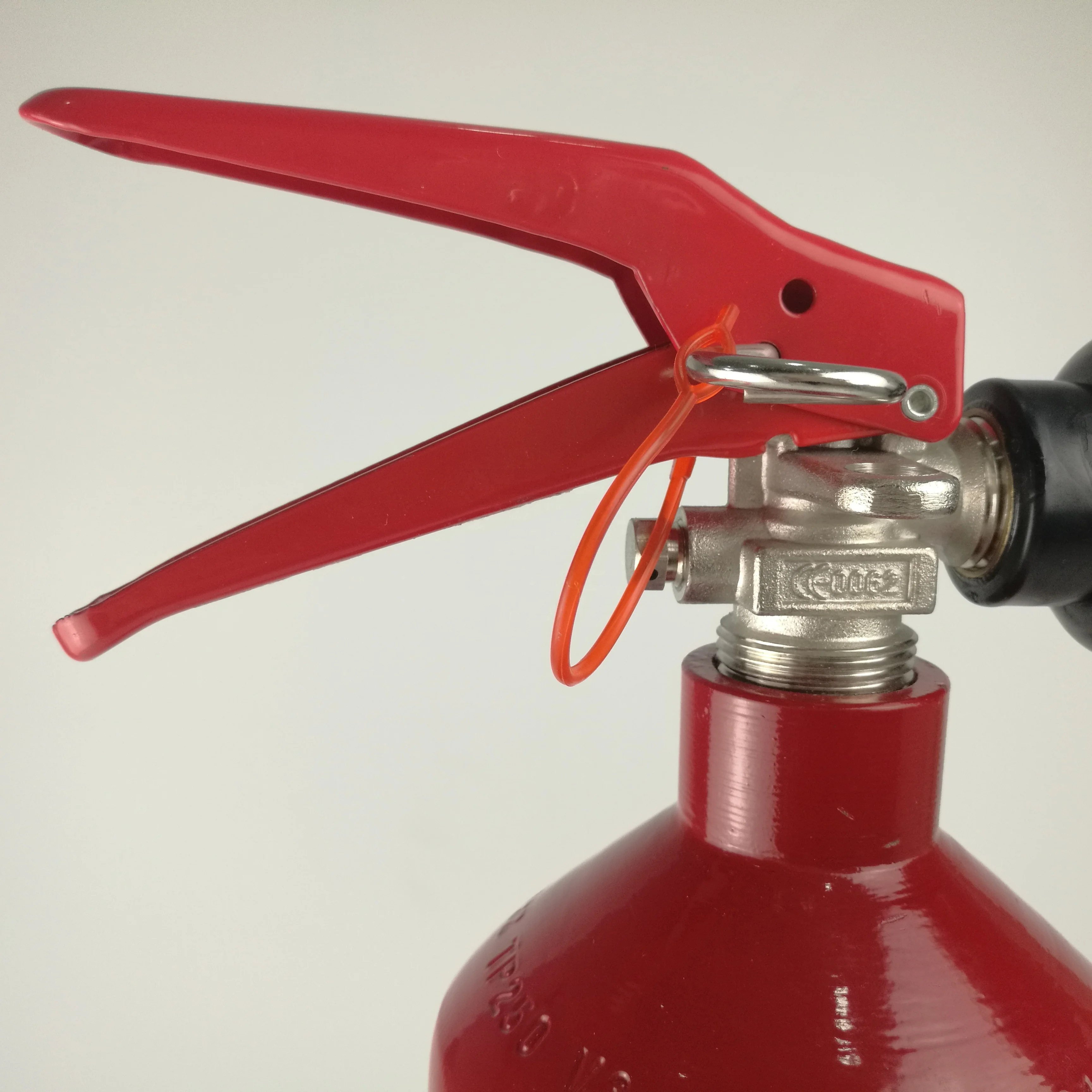 Factory Portable 1.3kg CO2 Fire Extinguisher for Car and Kitchen Use