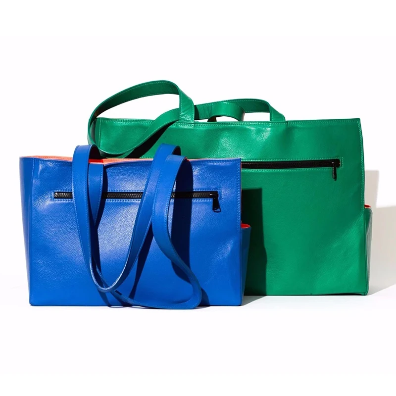 Customized pu vegan faux cat travel carrier  small animal tote bag  leather pet handbag