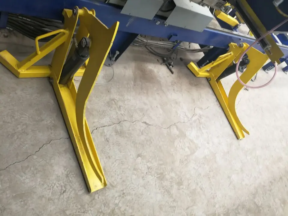 The factory sells the latest model of the 2022 horizontal sawmill for farm lumber processing