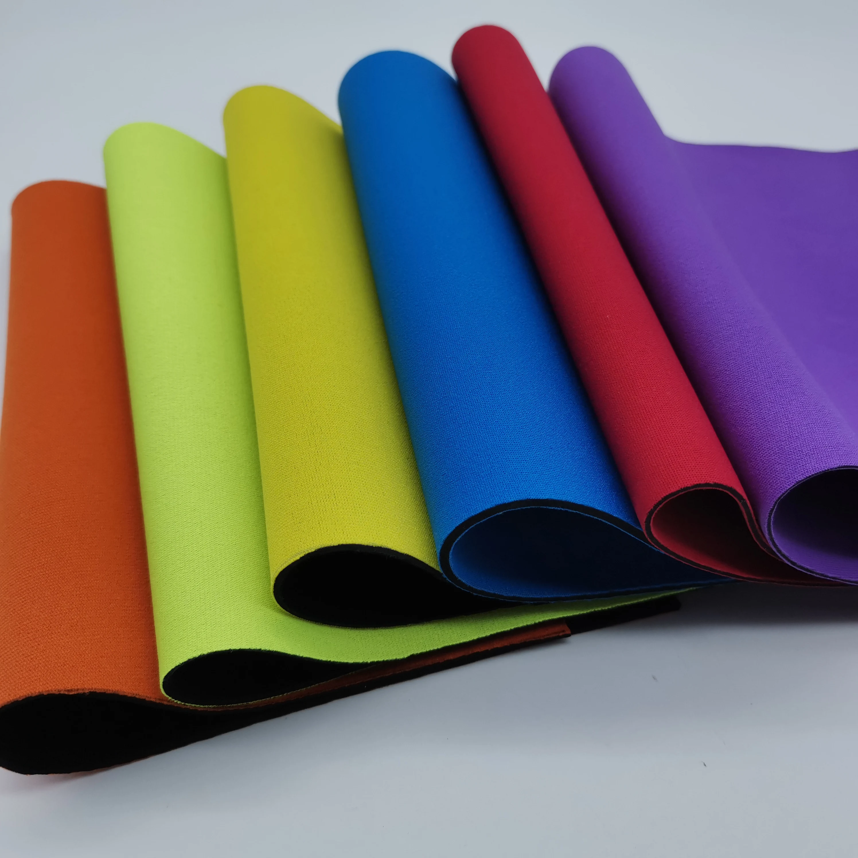 Soft SBR Rubber Fabric Nylon Polyester Neoprene Wholesale Colorful Pattern 3mm 7mm Neoprene Fabric For Dress Sports Bag On Sale