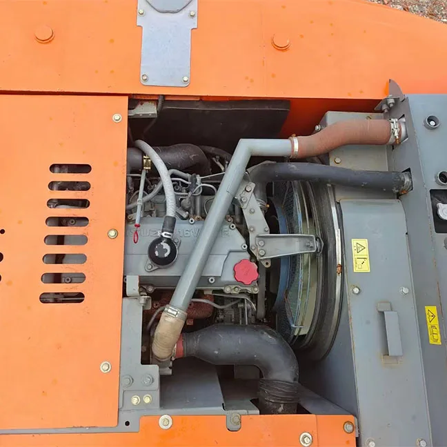 High Quality Used Komatsu Excavator Hitachi 210 in Excellent Condition 100% Ready Use Cheap Original Japan Secondhand Crawler