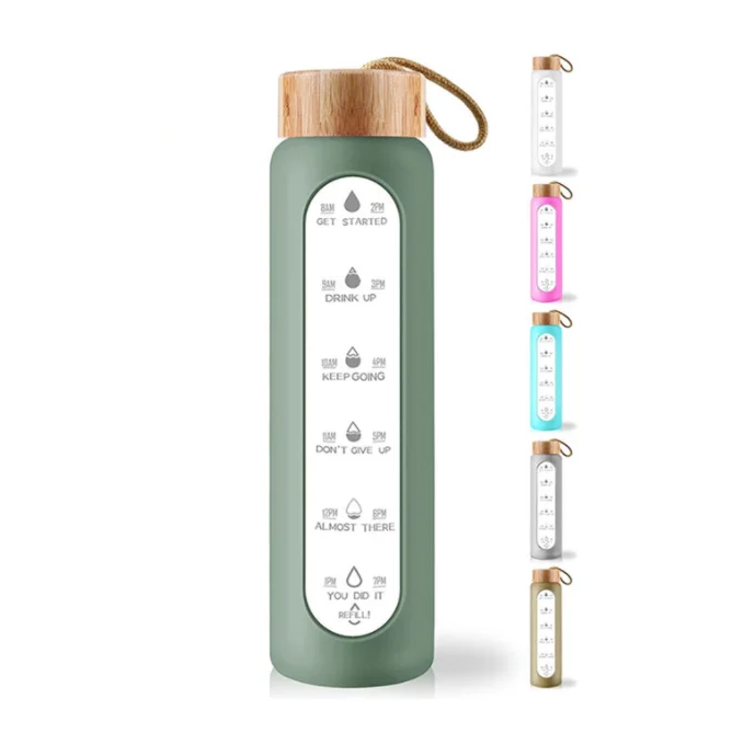 Wholesale environmental protection  bpa free water glass bottle with tea infuser nice water bottle with bamboo lid with rope