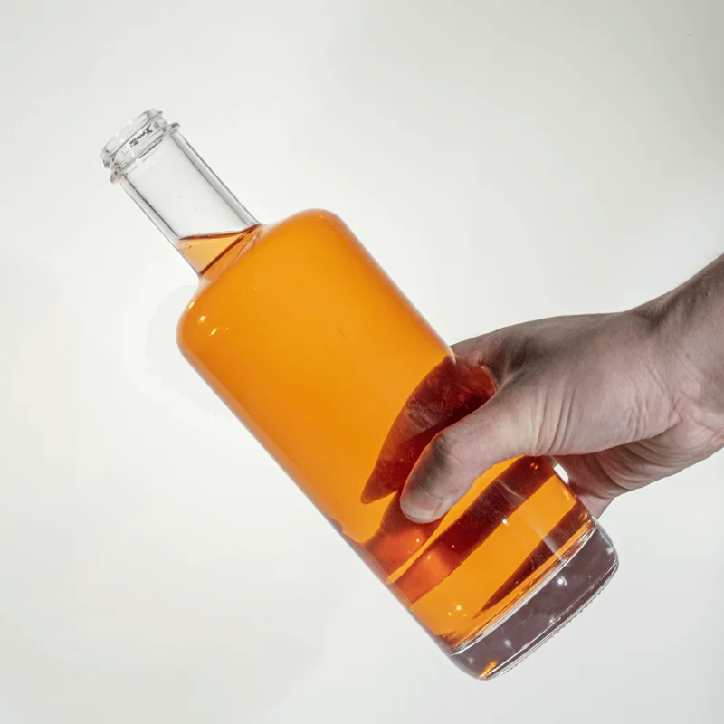 factory supplying empty clear glass flat shoulder glass bottle red screw cap high-class liquor tequila bottle