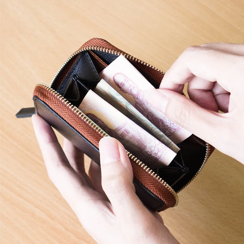 Wholesale Fashionable Minimalist Customized Services Zippered Leather Credit Card Holder Wallet With Zipper For Women