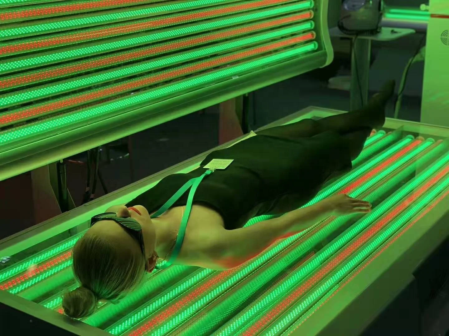 New Arrival Red Light Therapy  With Multi-wavelengths For Wellness LED Light Treatment Bed For Whole Body Healthcare