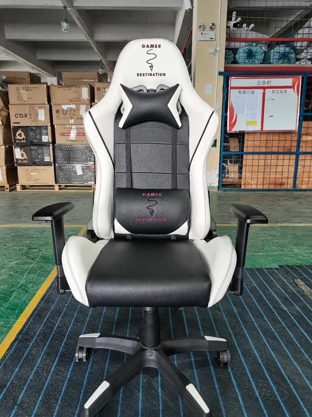 Регулируемый эргономичный игровой стул Oem высокого качества для ПК с подлокотником