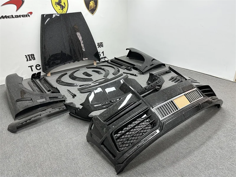 Dry Forged Carbon Fiber M Style Bodykit For Rolls Royce Cullinan Grille Engine Hood Side Skirts Car Bumper