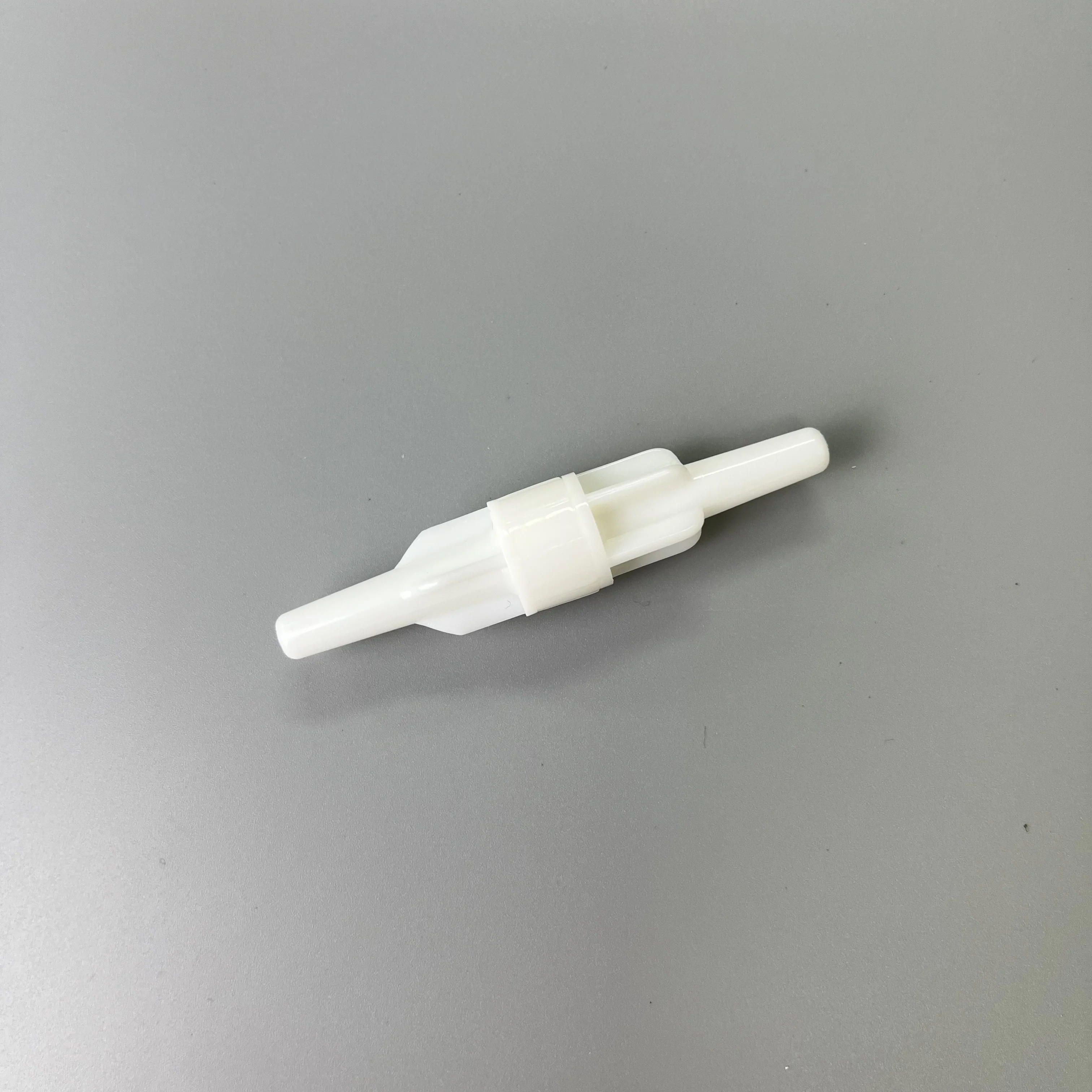 Recommend ABS Disposable Infusion Set Luer Slip Connector With Needle Two Way Slip Connector  NO.22001