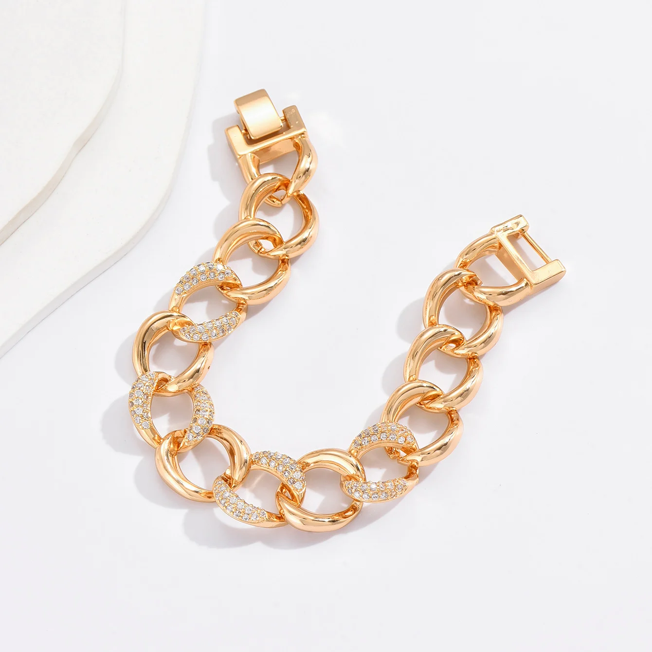 Wholesale Jewelry Fashion Hot Sale Watch Bracelet With 18K Gold Plated Bracelets