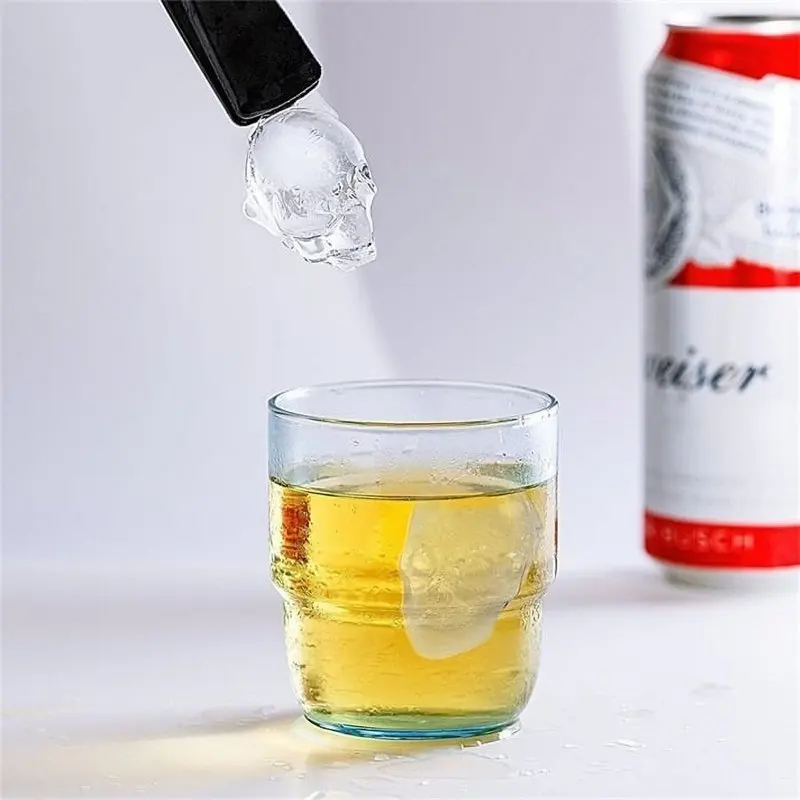 2024 New Arrivals Wholesale Custom Logo 3d Skull Ice Ball Silicone 4-Cavity Ice Cube Mold Tray Maker