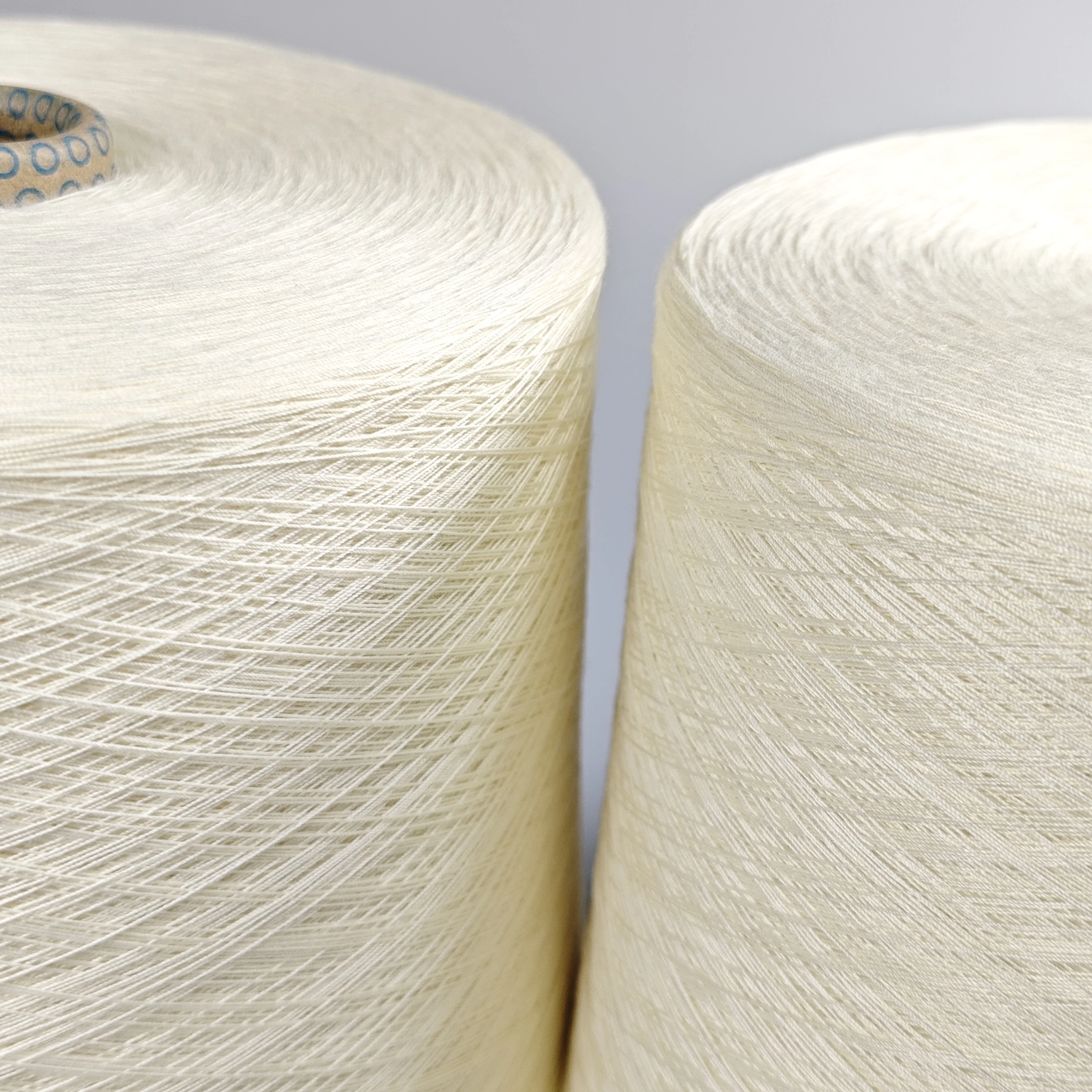 Огнезащитное волокно Nomex Meta-Aramid белая пряжа 16S 20S для антистатической ткани