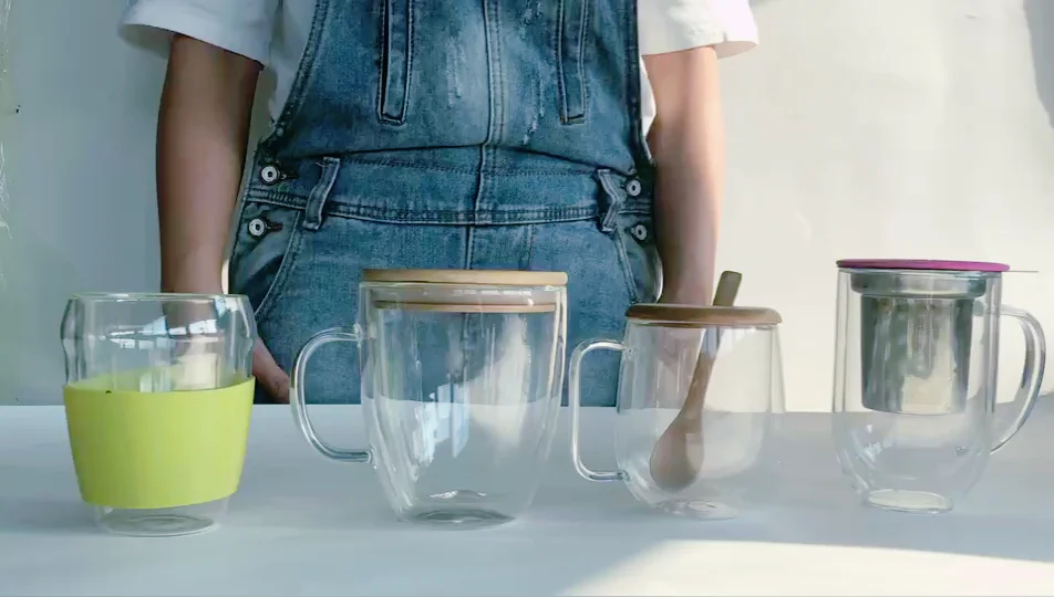 8oz 12oz 16oz Double Wall Borosilicate Glass Mugs Insulated Coffee Mugs with Bamboo Lid Heat-Resistant Double-Layer Structure