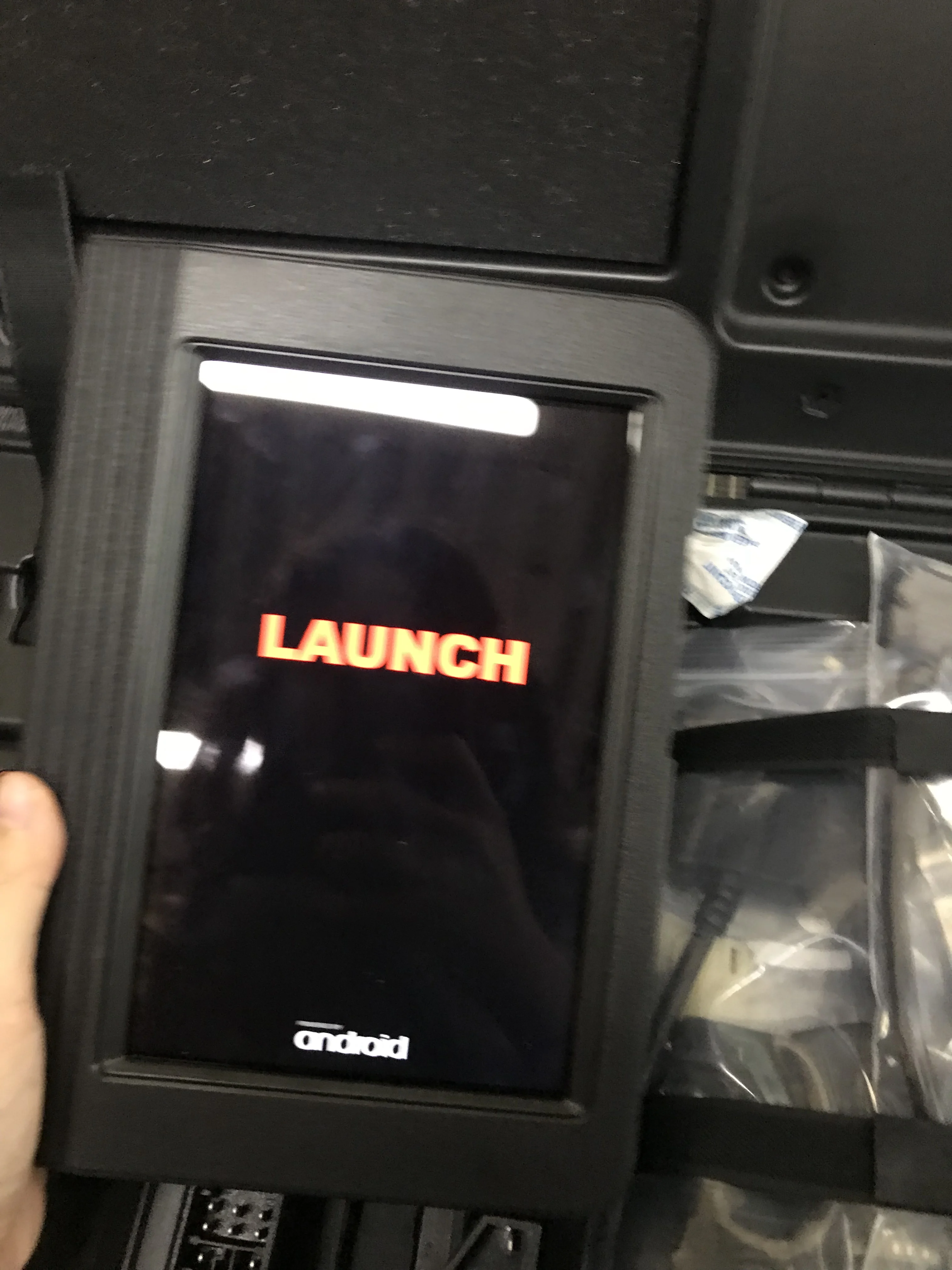 The latest 4.0 version Launch X431 diagnostic tool  launch scanner for diesel engine for 12V cars