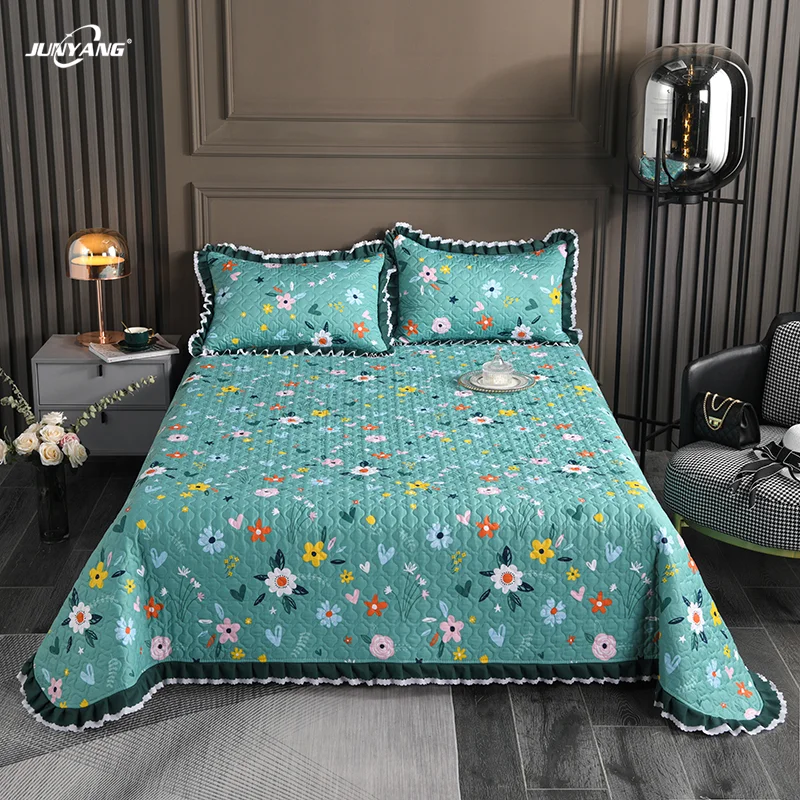 Factory wholesale custom soft skin friendly beautiful big size pure cotton quilted lace bed linen top sheet for bed