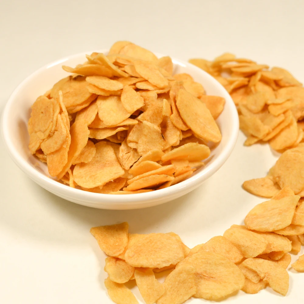 High Quality Golden Sliced Fried Garlic Flakes Dehydrated Herbal Flavor Ingredient Seasoning Bulk Dried and Crisp Guaranteed