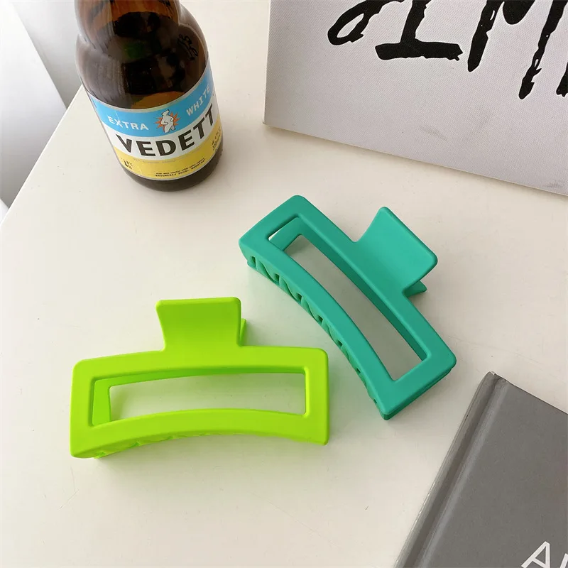 13cm Fashion Acrylic Plastic Hair Claw Large Size Hair Crab Claw Clip for Women Hair Accessories for Girls Claw Clip