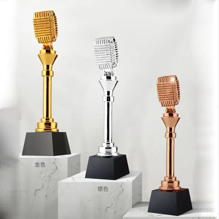 Wholesale Custom Gold Metal Microphone singing speech contest Music Trophy Crystal Award Trophy for Music Souvenirs