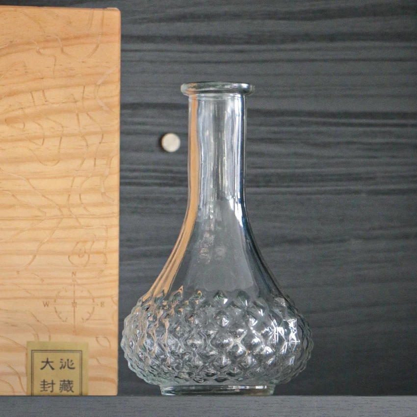 New Design Home Tabletop Popular Classic European Style Hot Selling Lead Free Glass Flower Plant Glass Vase