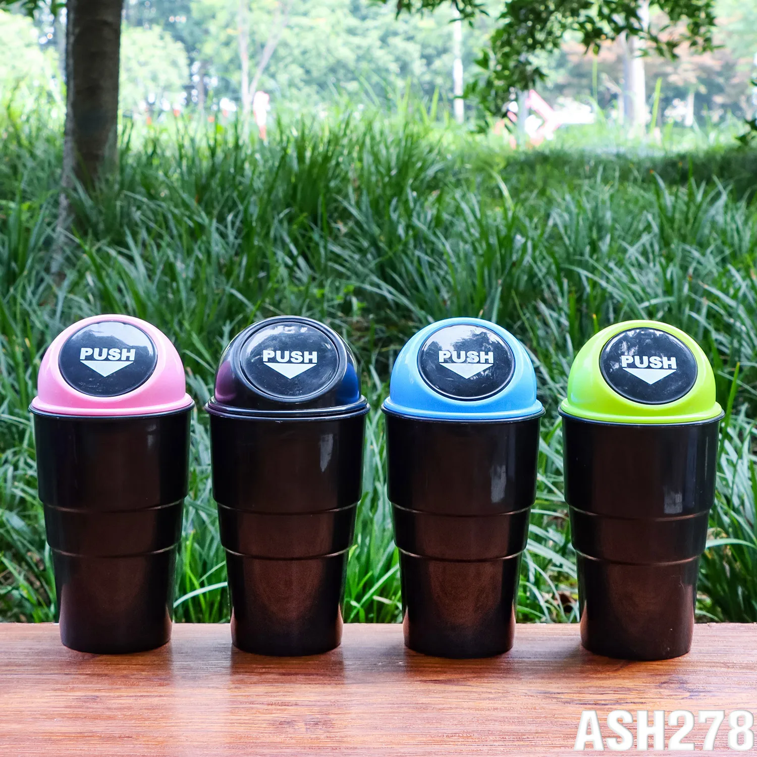 Wholesale Custom LOGO Plastic ABS Portable Cheap Luminous Butt Bucket Car Ashtray Cup Ash Tray Cigarette Ashtray