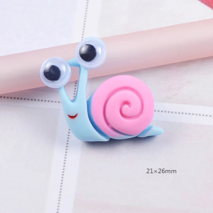 hot sale lovely movable eye animal shape flat back resin cabochons charms for diy decoration