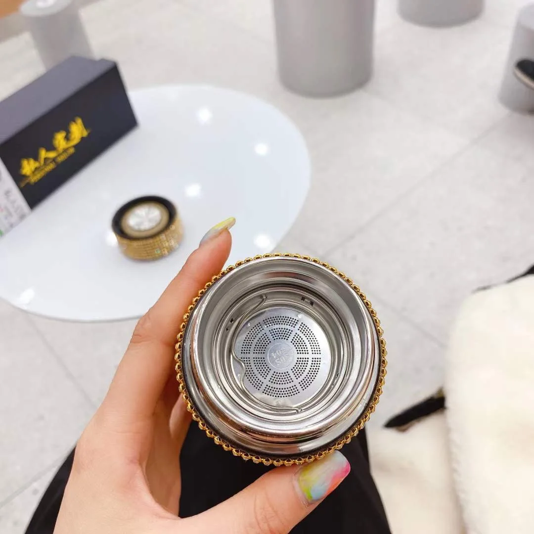 500ml Fashion Rhinestone Diamond Crystal Stainless Steel Water Bottle Flask Mug Smart Temperature Display Lid Gift Cup women