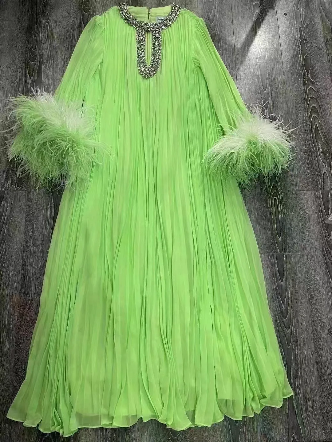 Luxury womens round crystal neck dress lady solid color big size clothes pleated skirt real fur cuffs long skirt