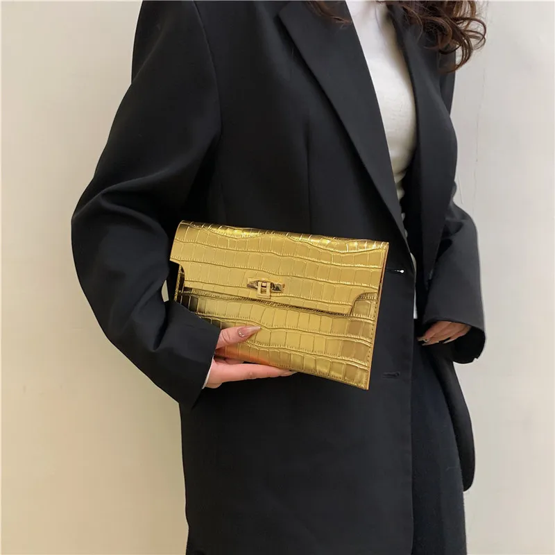 Envelop Flat Shape Daily Life Shopping Wallet Crocodile Pattern Bright Pu Leather Women Handbag Buckle Fashion Ladies Clutch Bag