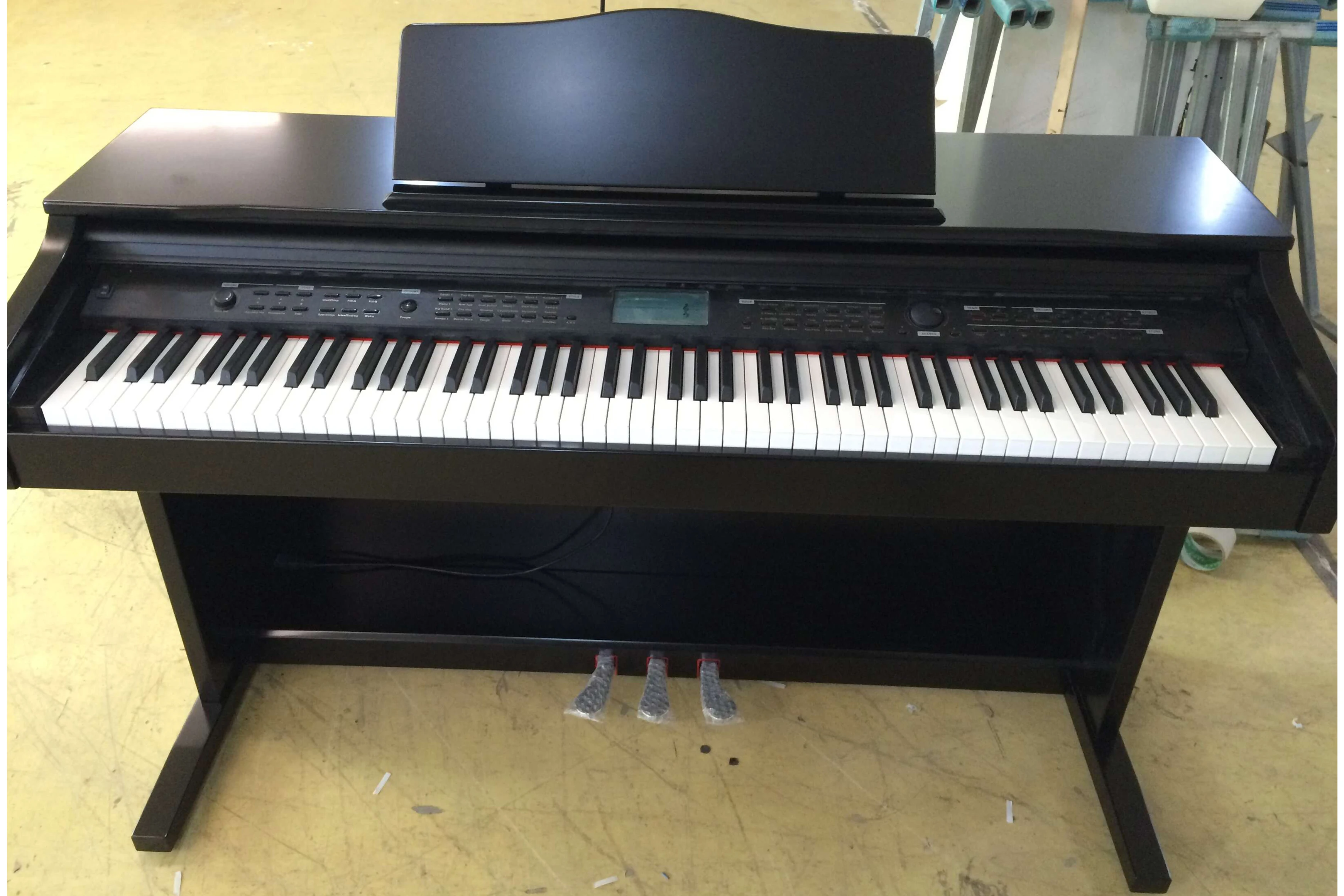 Matt Painting Finish Big LCD Screen Digital Piano