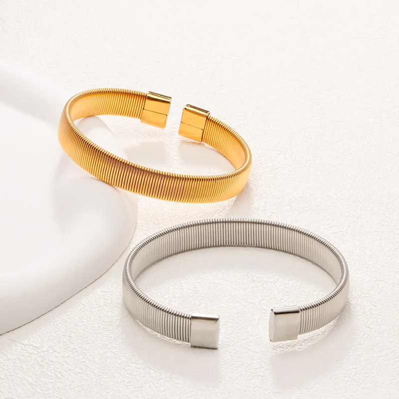 Женский браслет из нержавеющей стали