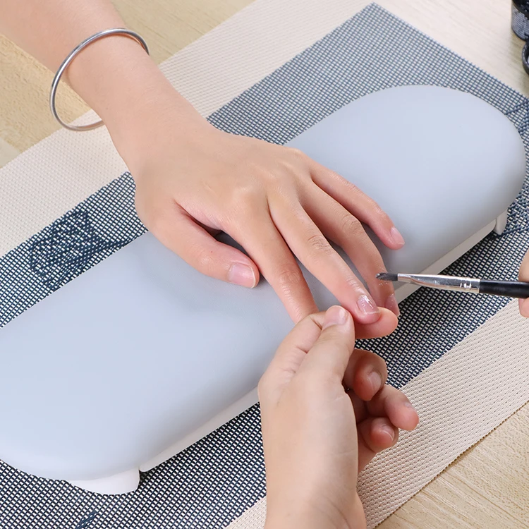 Custom High Quality Wholesale Washable PU Leather Manicure Hand Pillow Cushion Plastic Arm Rest for Nail Tools for Salon Use
