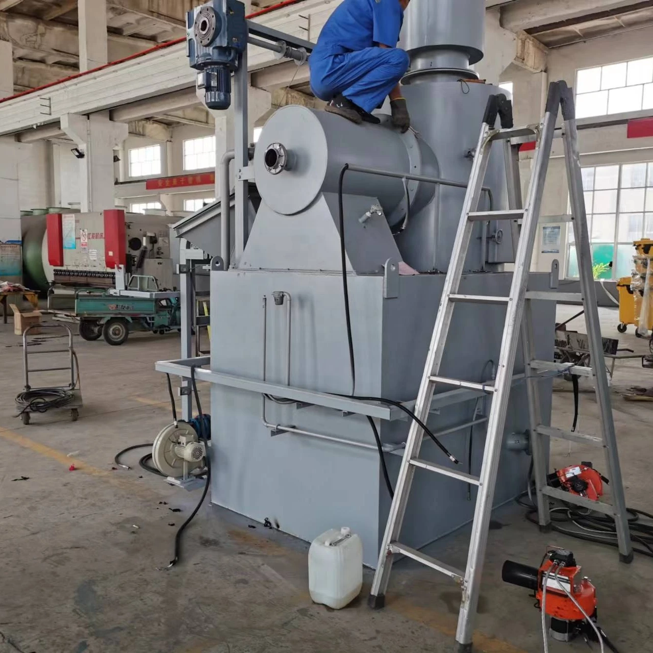 Small Garbage Incinerator Waste Incineration Machine Shuliy Liquid Waste Smoke Free Biomass Waste Incinerator to Energy