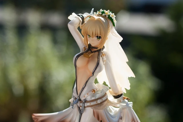 22cm Figures Popular Hot Anime Saber Fate Stay Night Extra CCCC Bride Model Dolls Toy Gift Collect Ornaments PVC Material
