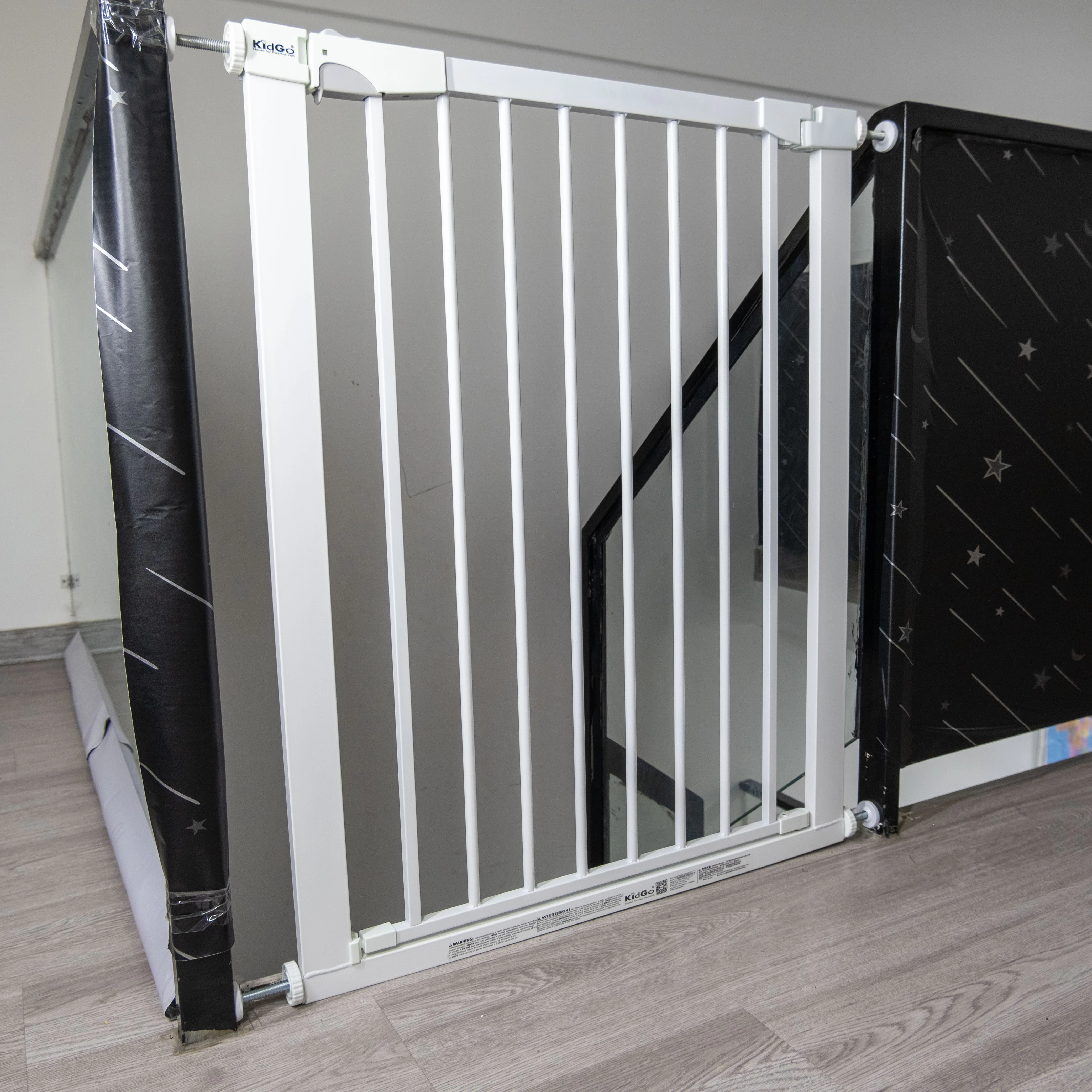 Лидер продаж установка AiLiKEA индивидуальные выдвижные детские безопасные железные ворота Детские лестничные ограждения безопасность детских ворот