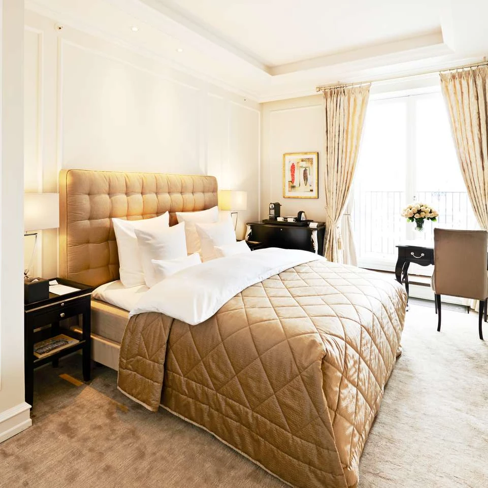 Factory custom luxury hotel furniture 5 star bedroom sets hilton hotel furniture for sale hotel furniture