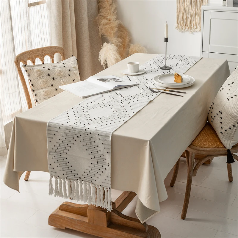 2021 New Christmas nordic style farmhouse table decor jacquard handmade boho fancy wedding party dining table runner