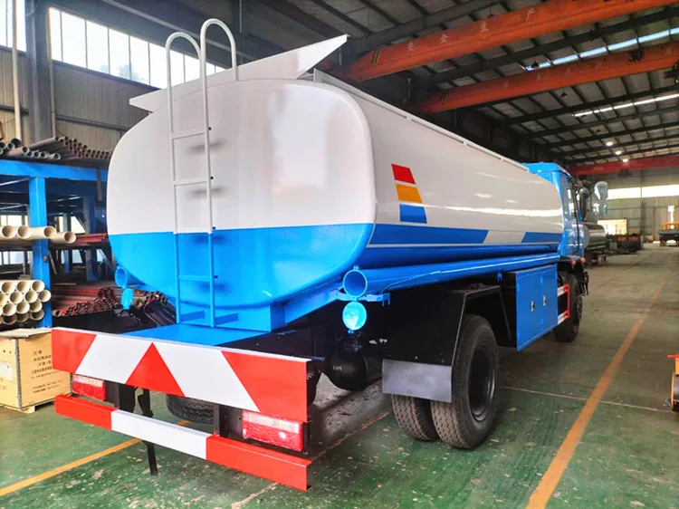 DONGFENG 4X2 oil tank truck Euro 3 160HP tank capacity 8000L fuelling vehicle fule tank truck for sale
