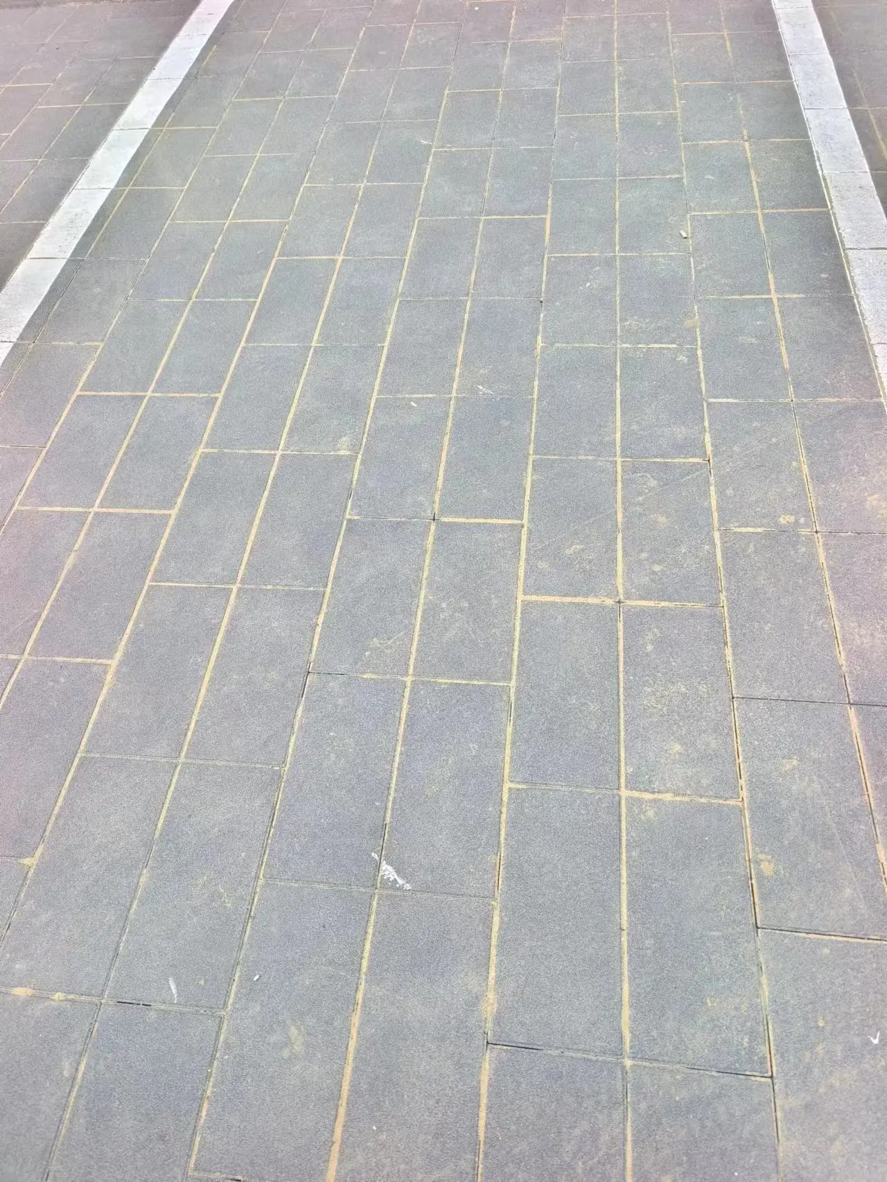 Customized Professional High-Quality Pc Brick For Durable And Aesthetic Outdoor Paving And Landscaping Projects